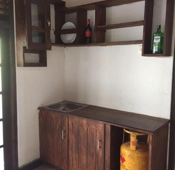 פנסיון Sea Shells Villa