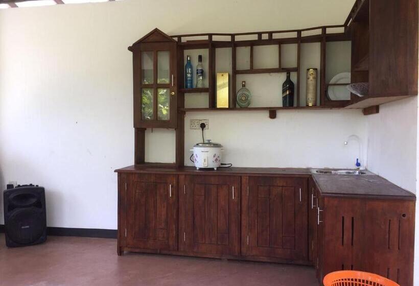 פנסיון Sea Shells Villa