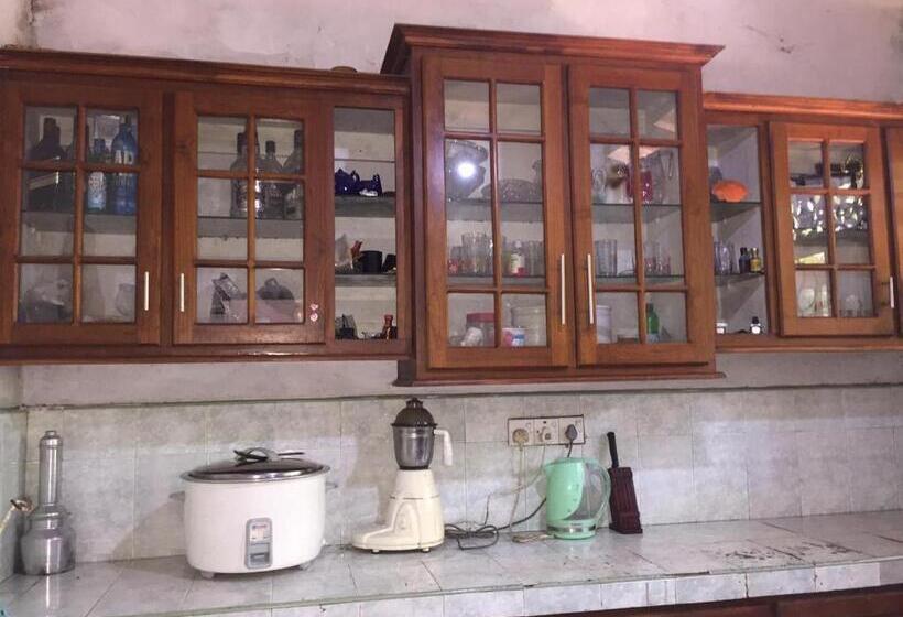 פנסיון Sea Shells Villa