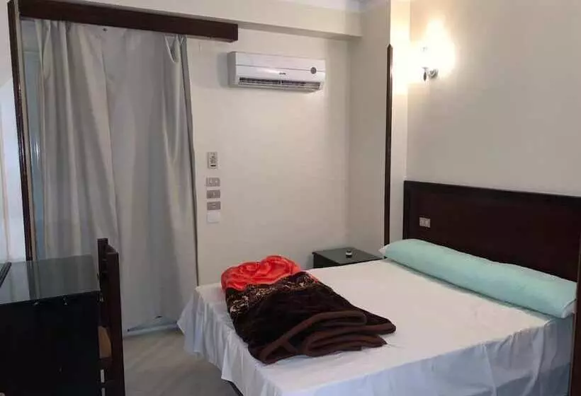 هاستل Oasis Hotel Apartments