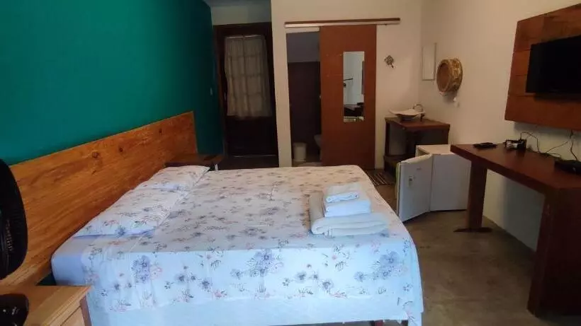 تختخواب و صبحانه Pousada Santa Maria