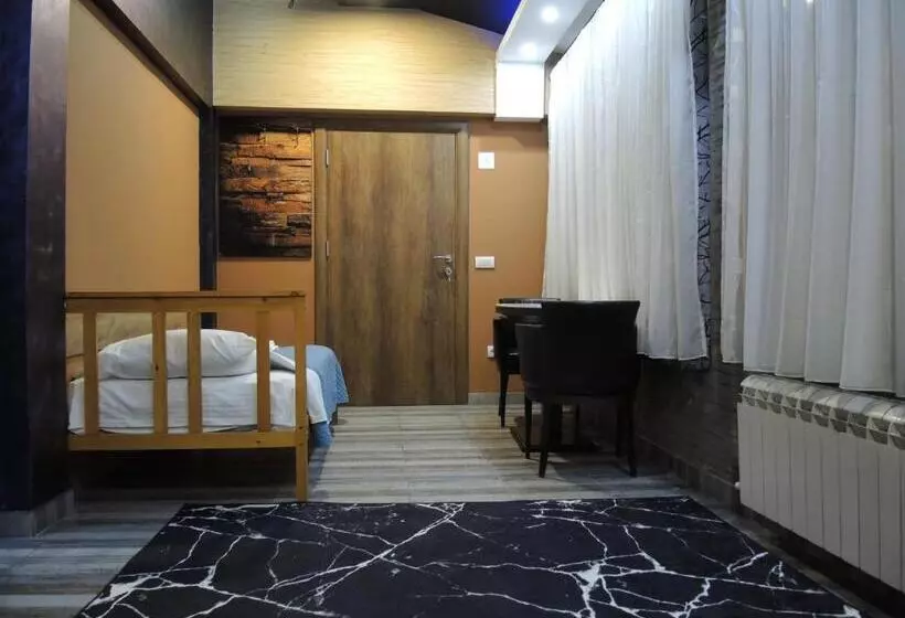 تختخواب و صبحانه Rooms&restaurant 43