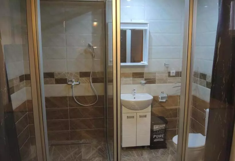 تختخواب و صبحانه Rooms&restaurant 43