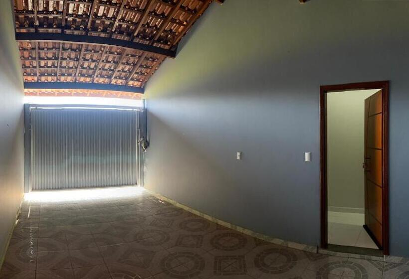 בית מלון כפרי E Pousada Isis