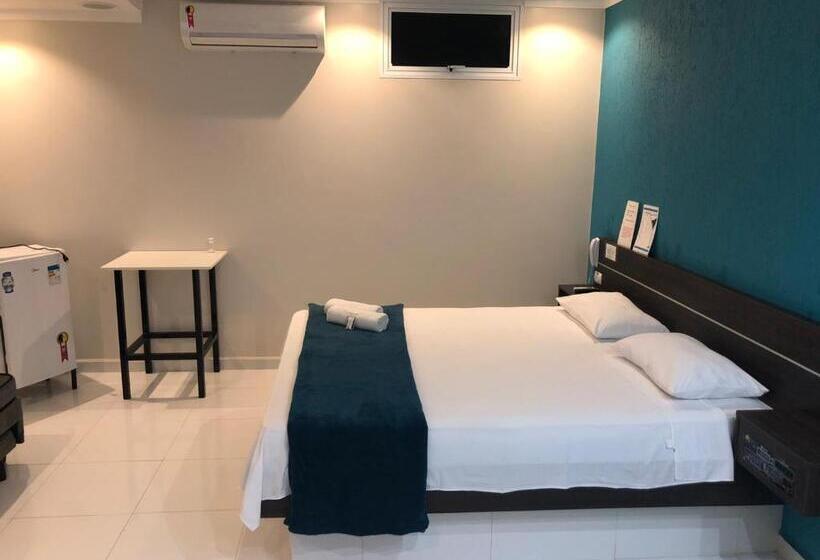 בית מלון כפרי E Pousada Isis