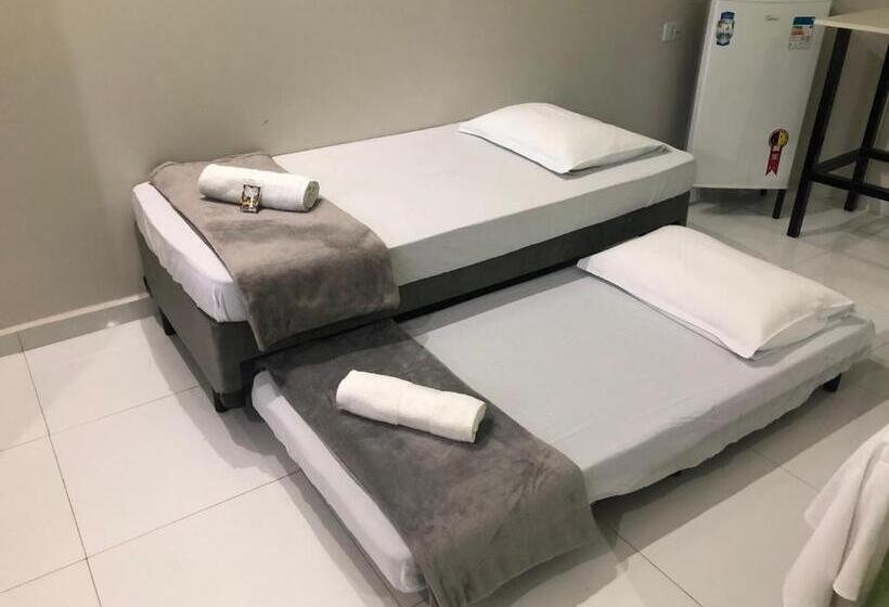 בית מלון כפרי E Pousada Isis