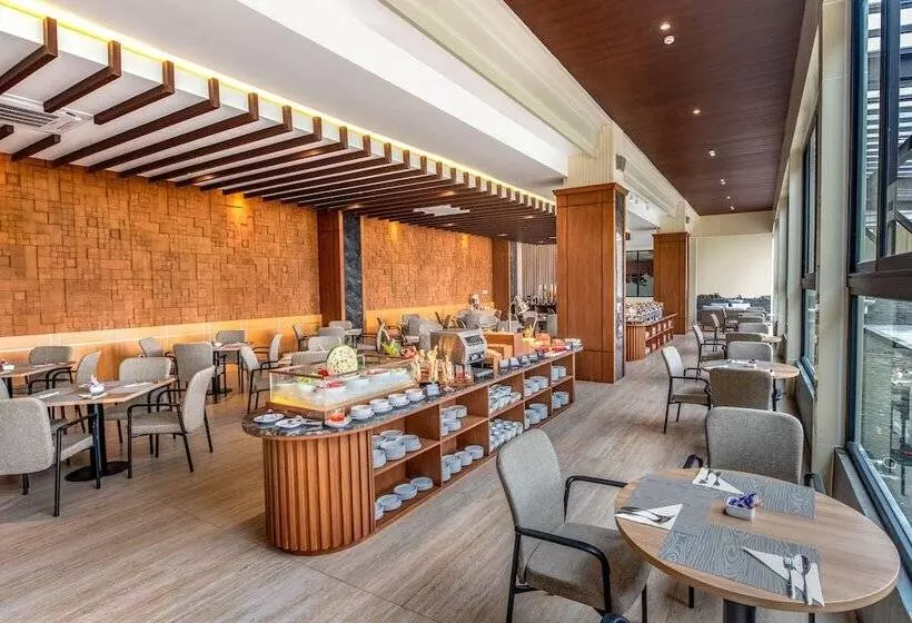 Fox Harris Hotel & Convention Banjarnegara