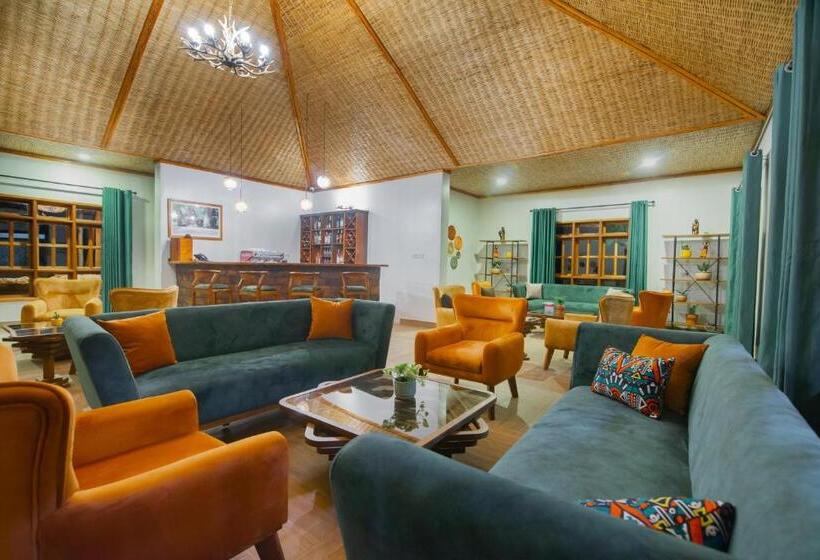 هتل Gorilla Leisure Lodge