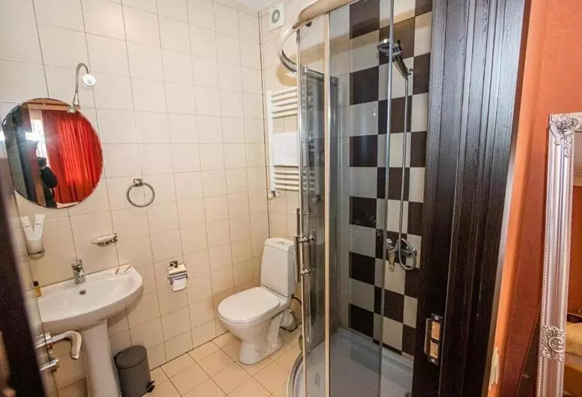 هتل Old Tbilisi 5 Rooms