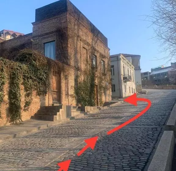 هتل Old Tbilisi 5 Rooms