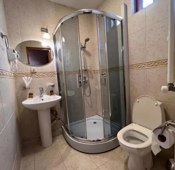 هتل Old Tbilisi 5 Rooms