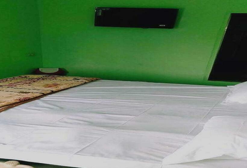 호텔 Oyo 80568c Galaxy White