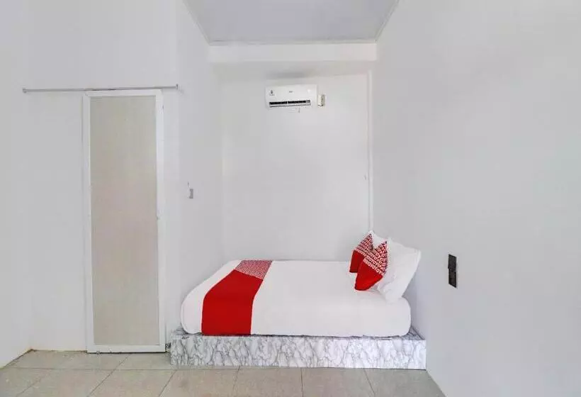 هتل Oyo 92054 Gala Residence