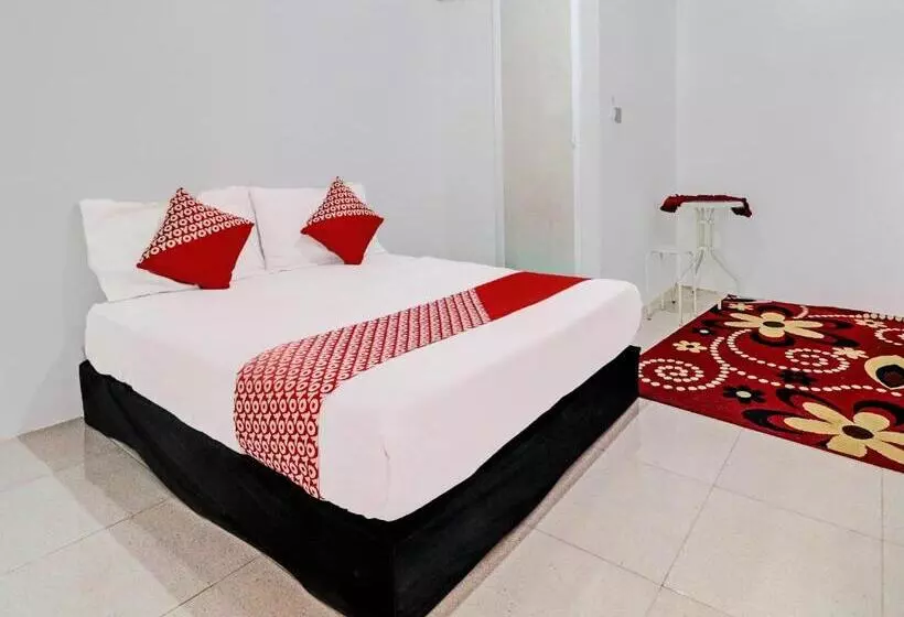 هتل Oyo 92054 Gala Residence