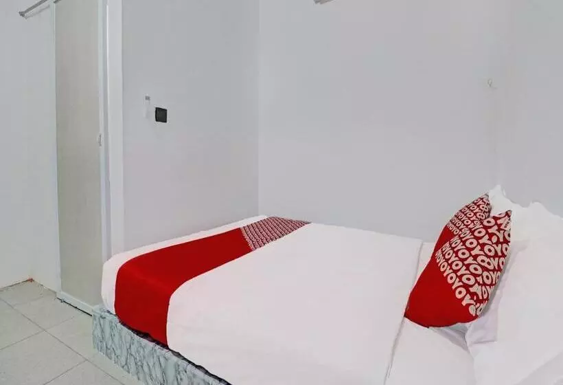هتل Oyo 92054 Gala Residence