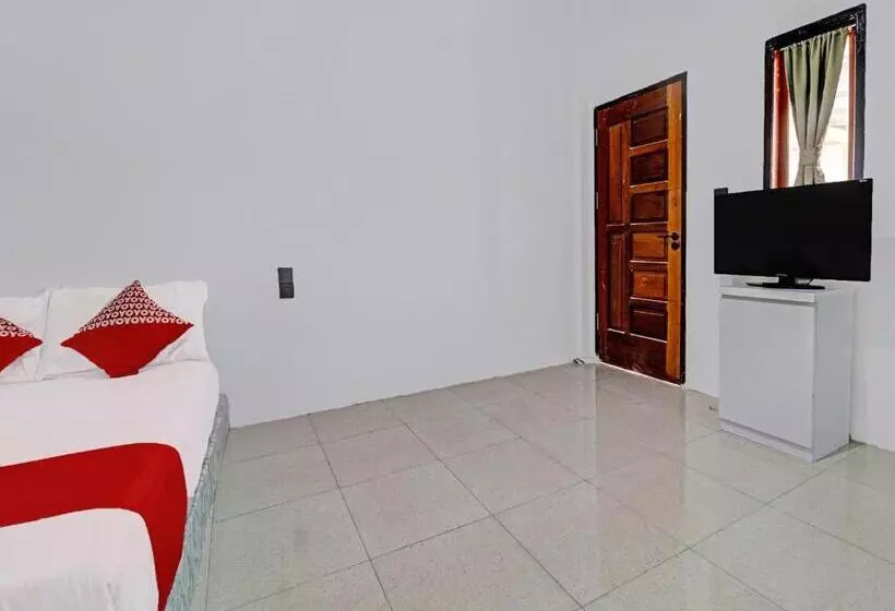 هتل Oyo 92054 Gala Residence