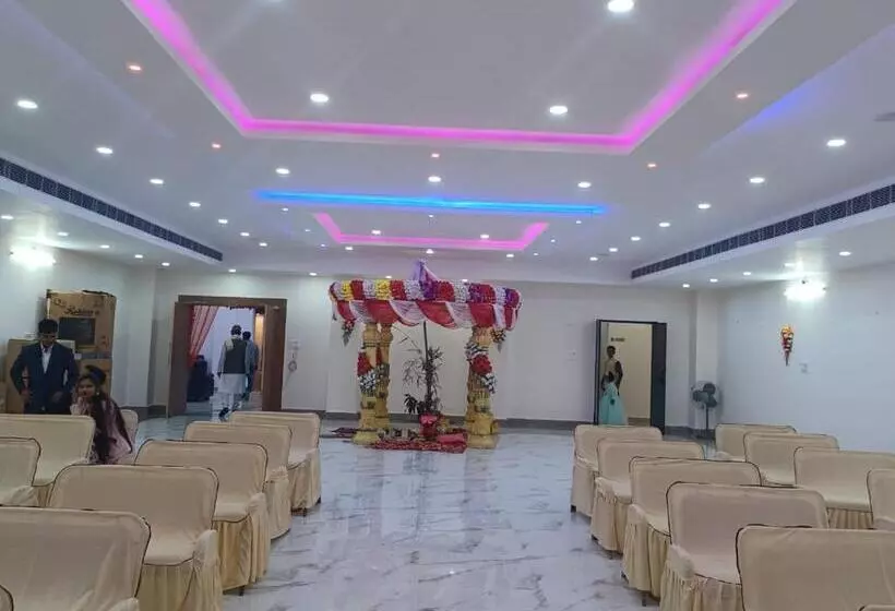 ホテル Sangam Garden