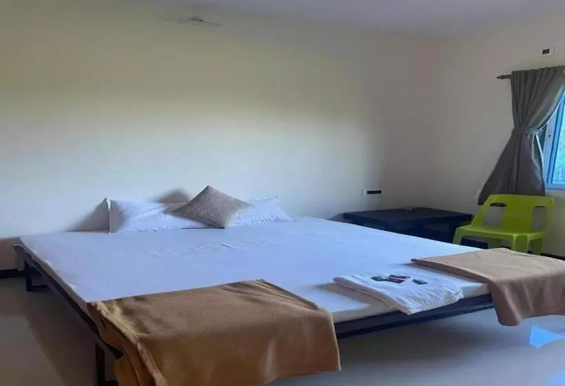 Hotelli Scarlet Resort Alibag