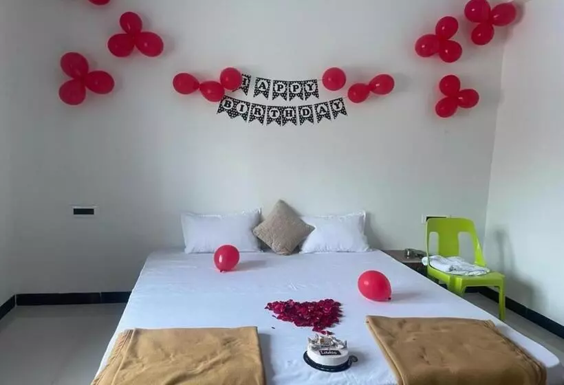 Hotelli Scarlet Resort Alibag