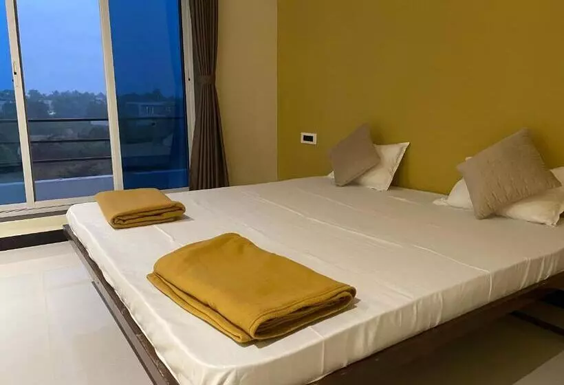 Hotelli Scarlet Resort Alibag