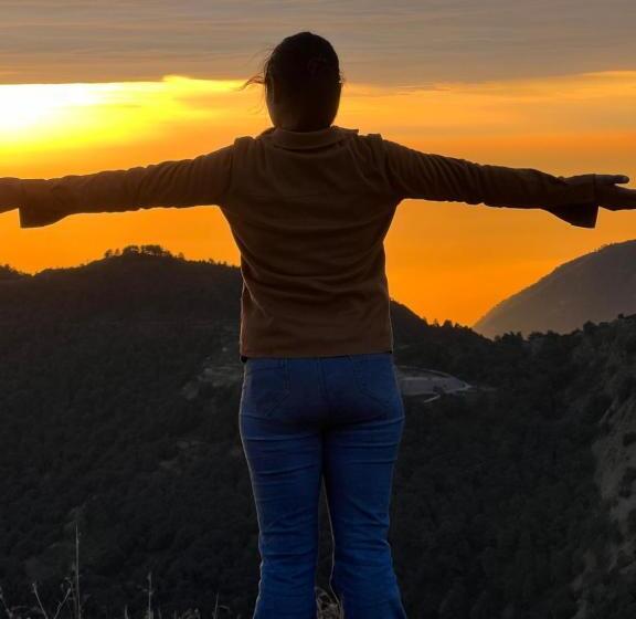 هتل Shivroots Resort