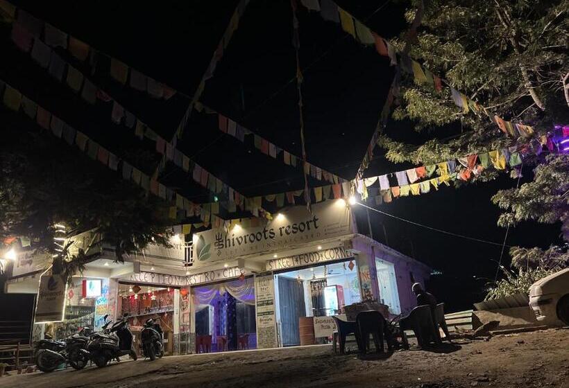 هتل Shivroots Resort