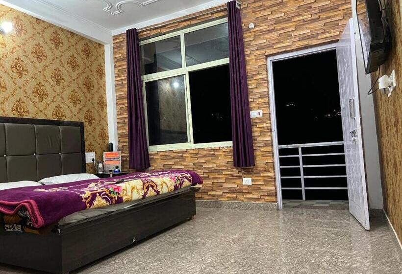 هتل Shivroots Resort