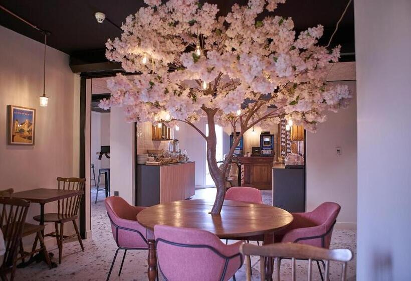 هتل Théo Hôtel Limoges, The Originals City