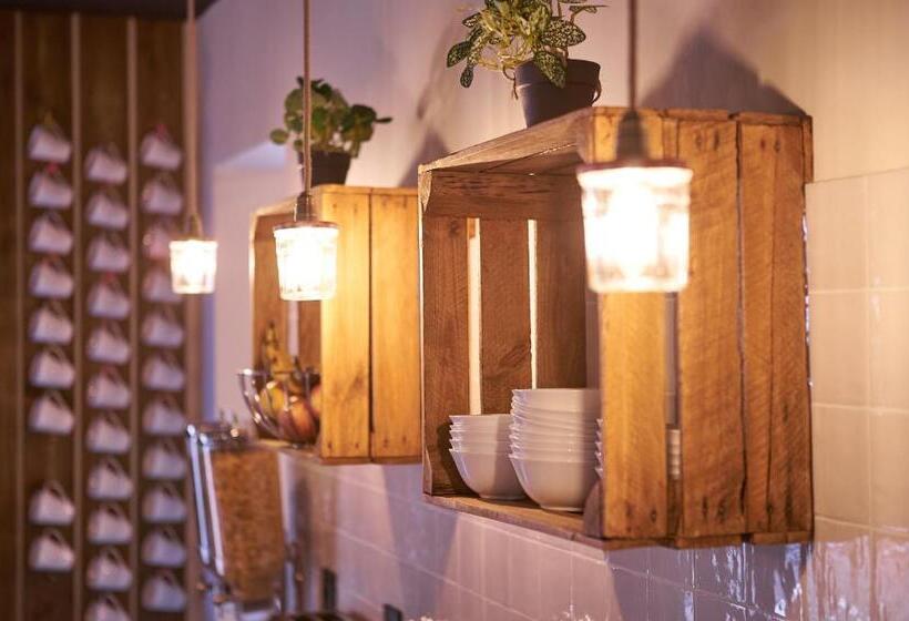 هتل Théo Hôtel Limoges, The Originals City