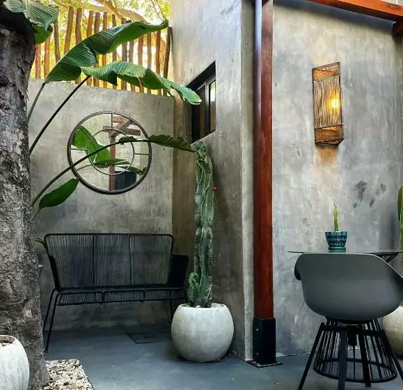 Lote4 Lgbtq Studios