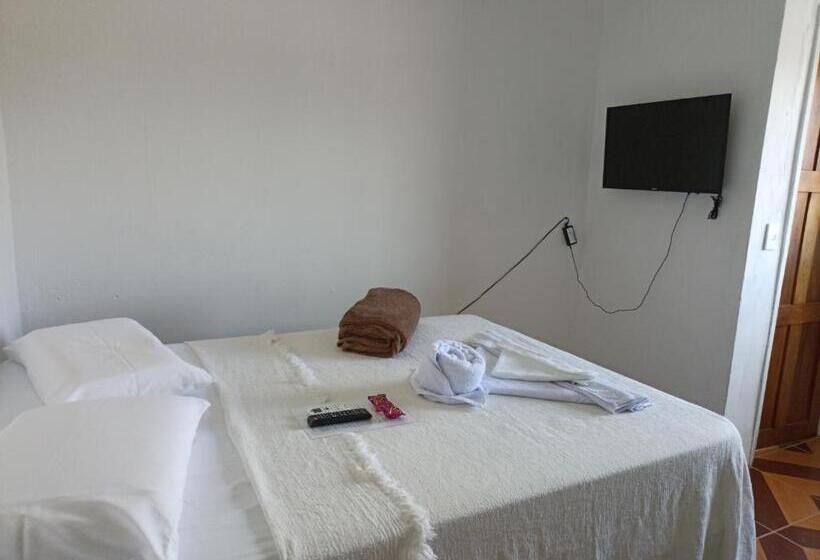 Pensjonat Aluguel De Suites E Apartamento