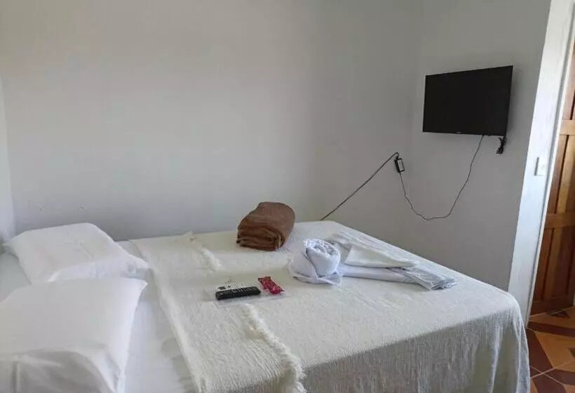 ペンション Aluguel De Suites E Apartamento