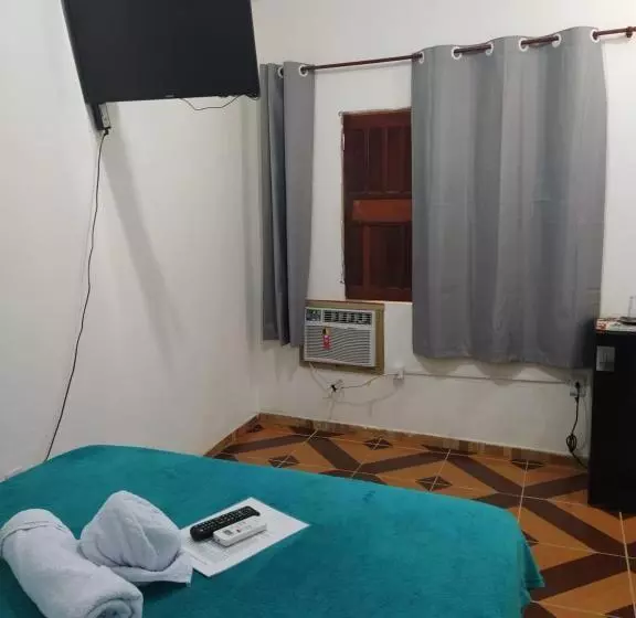 ペンション Aluguel De Suites E Apartamento