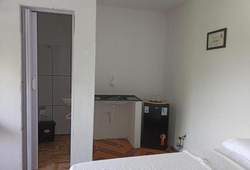 Pensjonat Aluguel De Suites E Apartamento