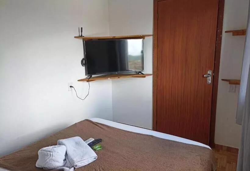 ペンション Aluguel De Suites E Apartamento