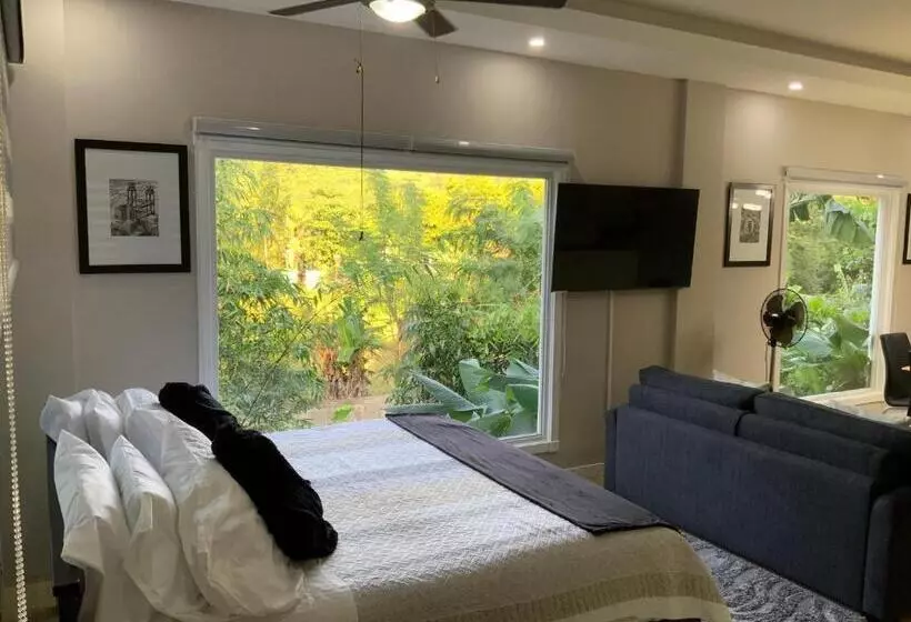 Majatalo Casa De Simone Bagac