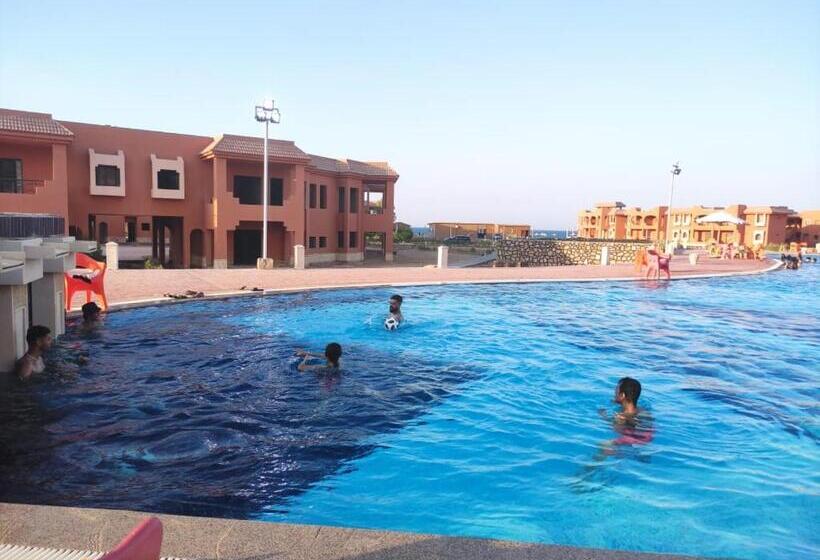 پانسیون Chalet Amexico Paradise Ain Sokhna