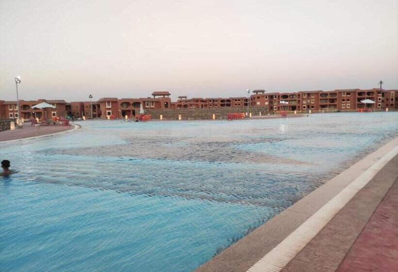 پانسیون Chalet Amexico Paradise Ain Sokhna