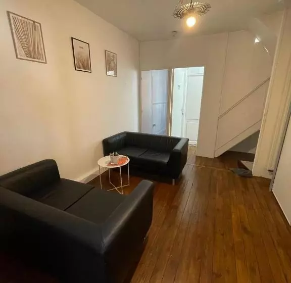 ペンション Douai House