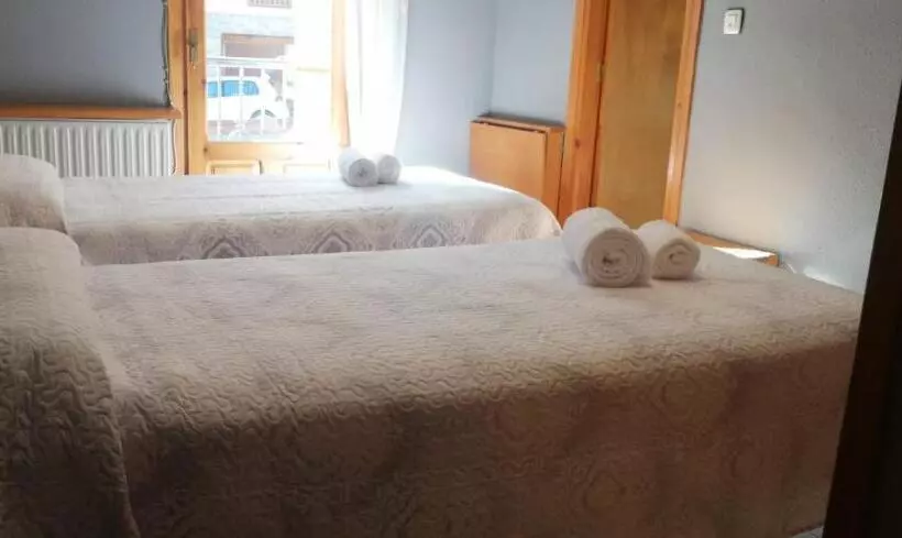 ペンション Hostal Los Valles