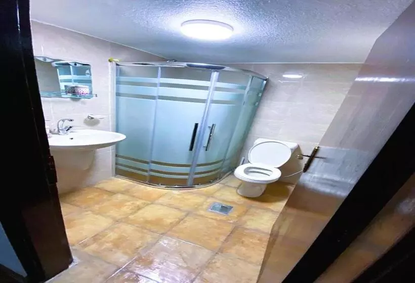 پانسیون Kirakoupolis House & Restaurant