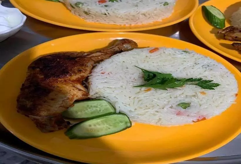 پانسیون Kirakoupolis House & Restaurant