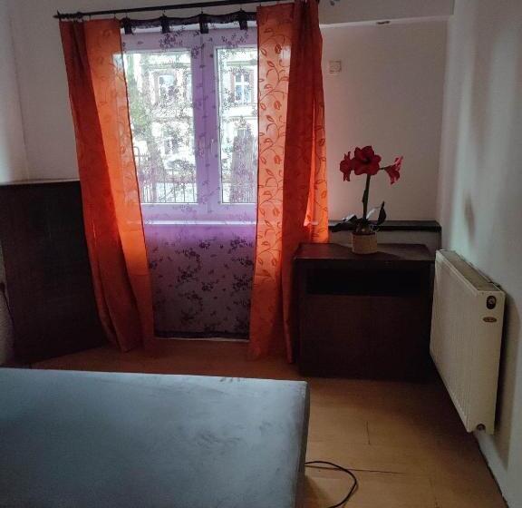 Retkeilymaja Pokoje Pracownicze Witkowska