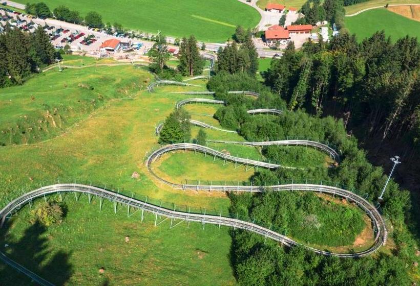 Bed and Breakfast Das Blaue Haus   Ein Sommertraum Und Ein Wintermärchen