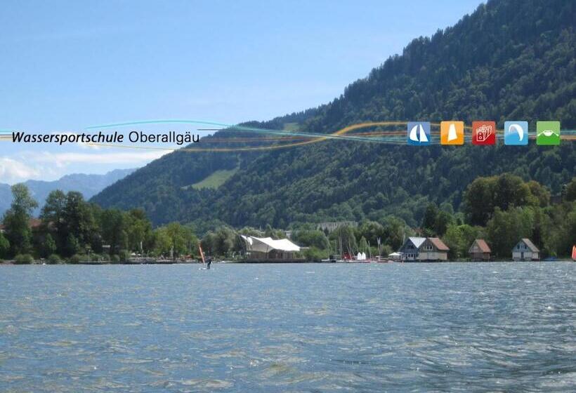 Bed and Breakfast Das Blaue Haus   Ein Sommertraum Und Ein Wintermärchen