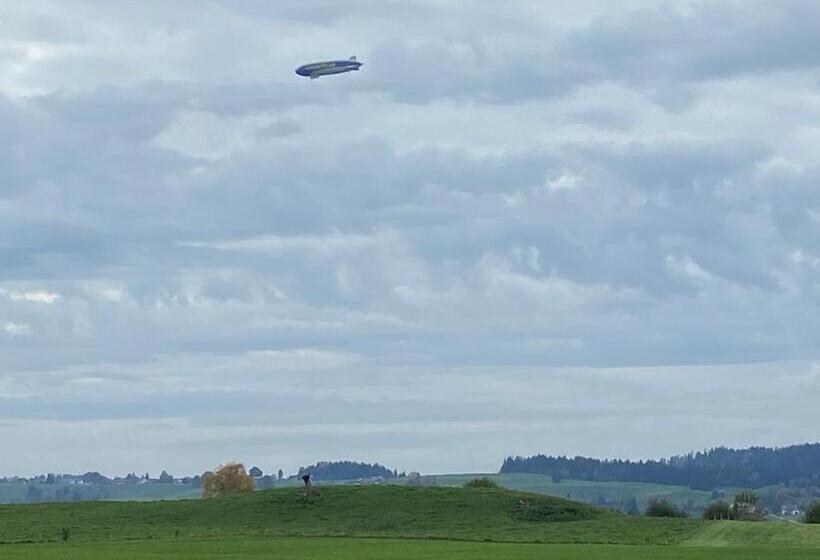 Bed and Breakfast Das Blaue Haus   Ein Sommertraum Und Ein Wintermärchen