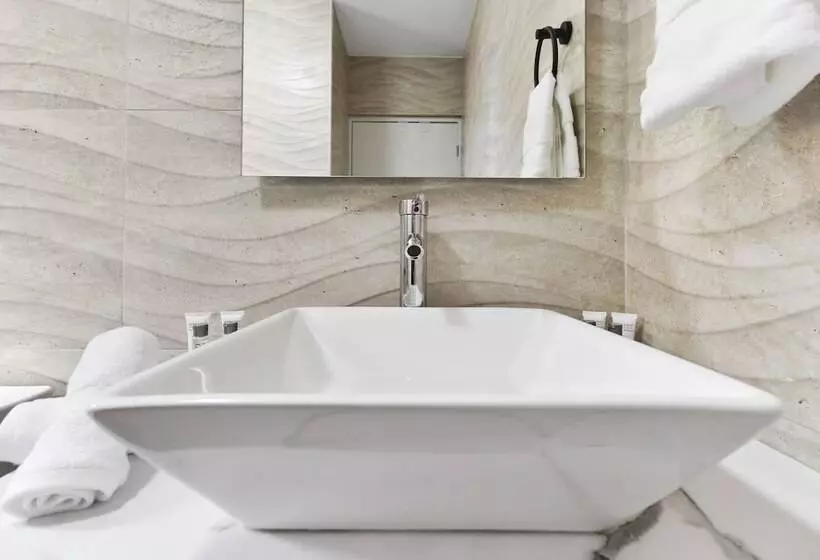 Bocobay Gold Coast Resort