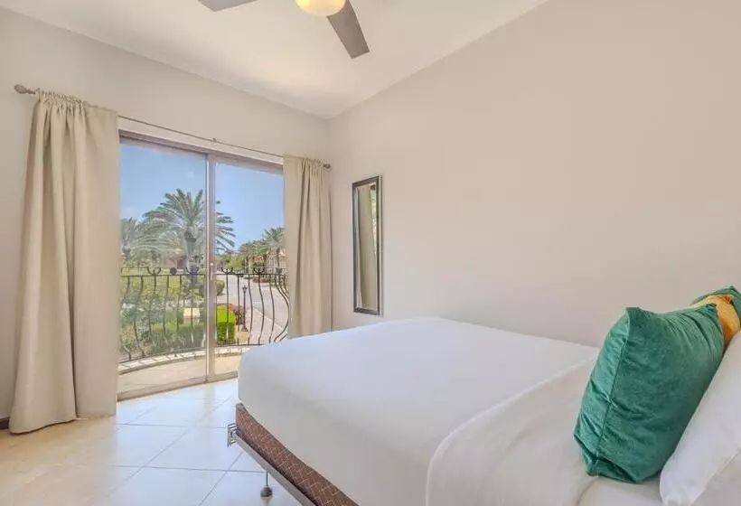 Bocobay Gold Coast Resort