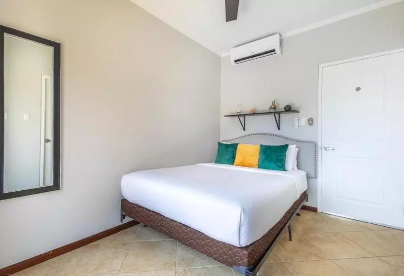 Bocobay Gold Coast Resort