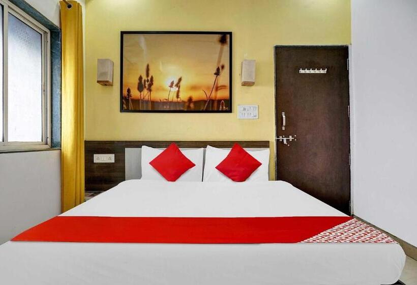 هتل Flagship Satnam Inn Near Sant Tukaram Nagar Metro Station